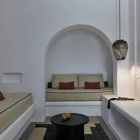 Iliana Olive Branch * آداماس