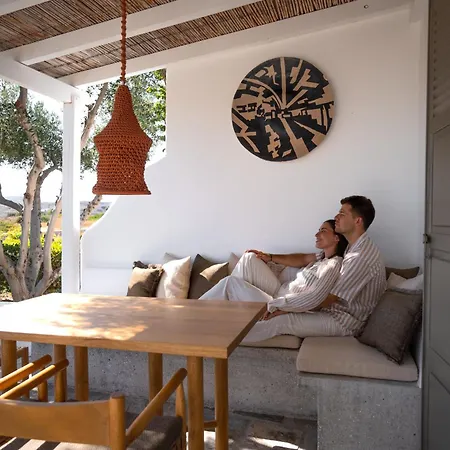 Iliana Olive Branch Apartment